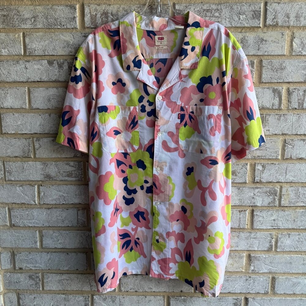 LEVI'S Short Sleeve Button Up Collared Floral Classic Camp Shirt Men's Size XL